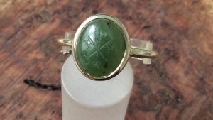 Wappenring-Jade