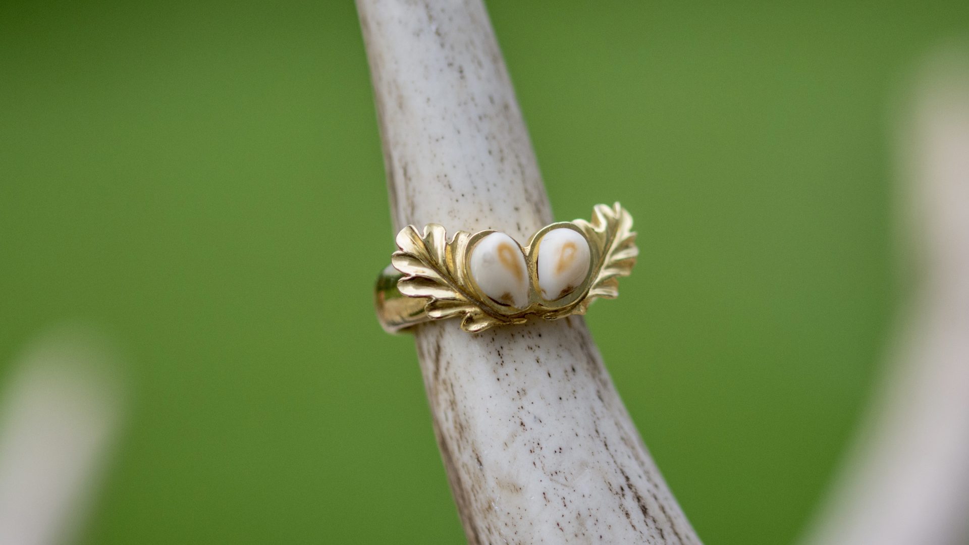 Grandelring – Eichenlaubdekor